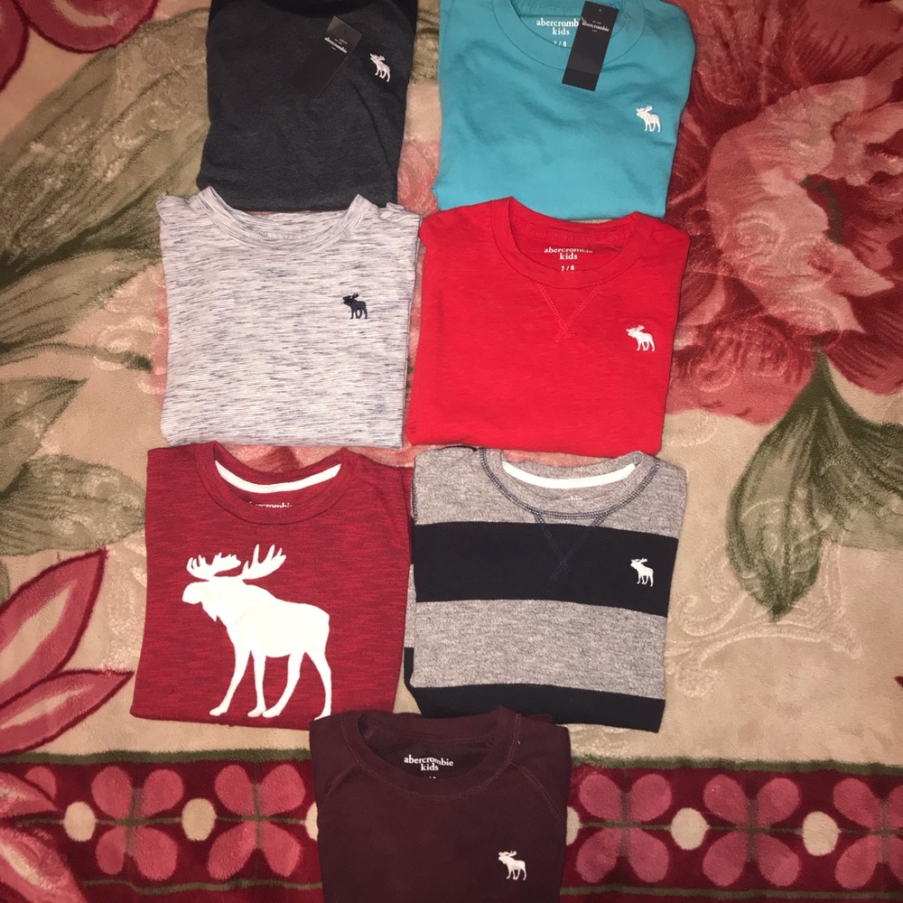 SOLD ** Abercrombie top bundle!